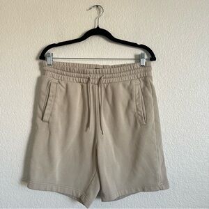 H&M Size Medium Regular Fit Sweat-Shorts Beige Cream